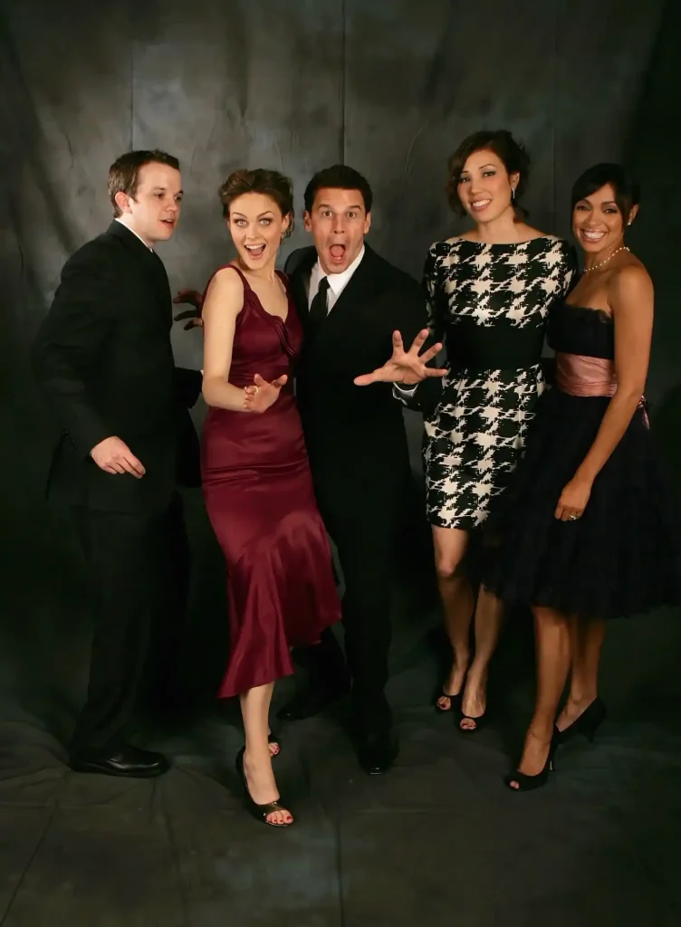 Bones Cast Meet the Stars Behind the Hit TV Show